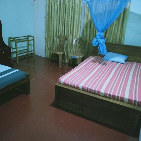 Umaya Rest Inn Balangoda Bagian luar foto
