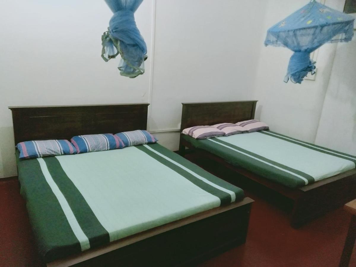 Umaya Rest Inn Balangoda Bagian luar foto